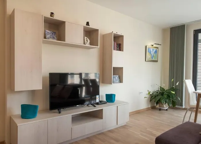 アパート в сърцето на *